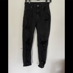 Anerican Eagle womens black distressed mom jeans, size 0